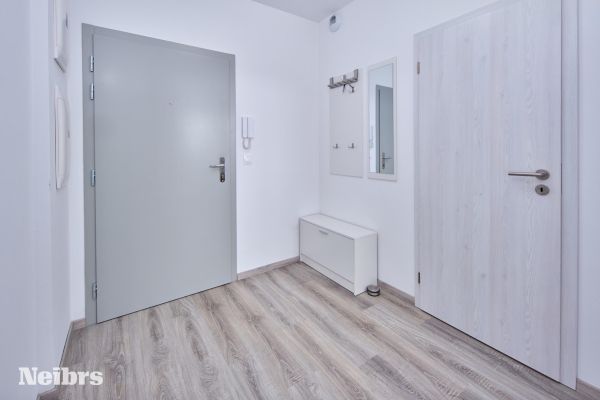 2 izbový byt s parkovacím miestom, Ovocné Sady